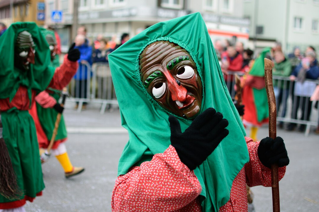 brazil carnival crowd